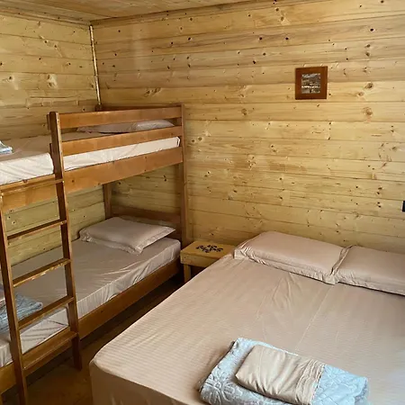 Captain's House * Moll' e Shoshit